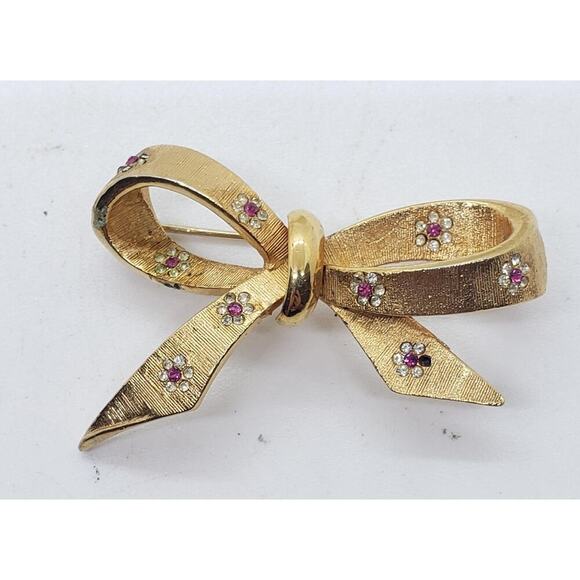 Vintage Bow Brooch 3D Gold Tone Pink/Red Rhinestone Flower Accents signed BSK - Picture 3 of 10